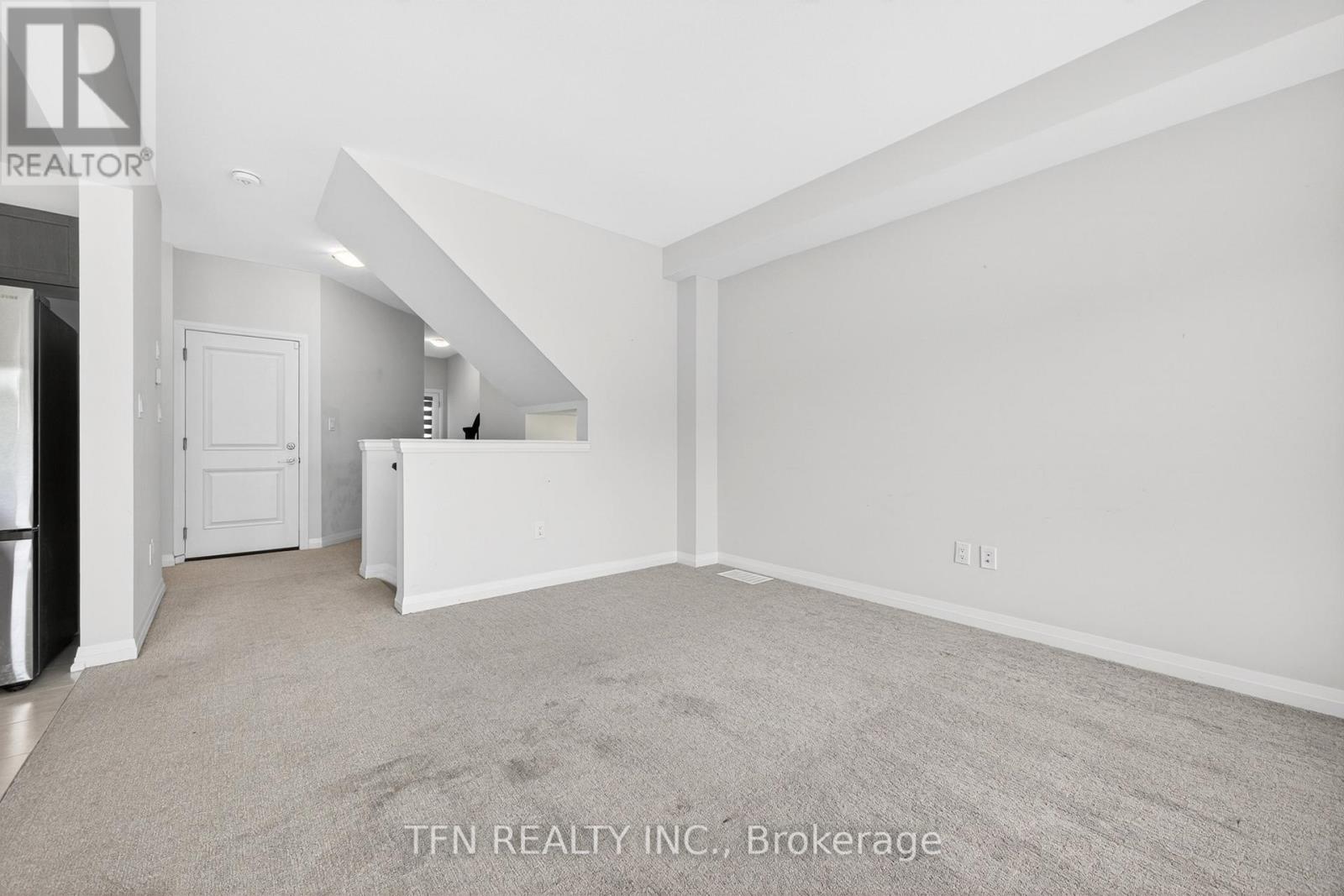 245 BUR OAK DRIVE - 18