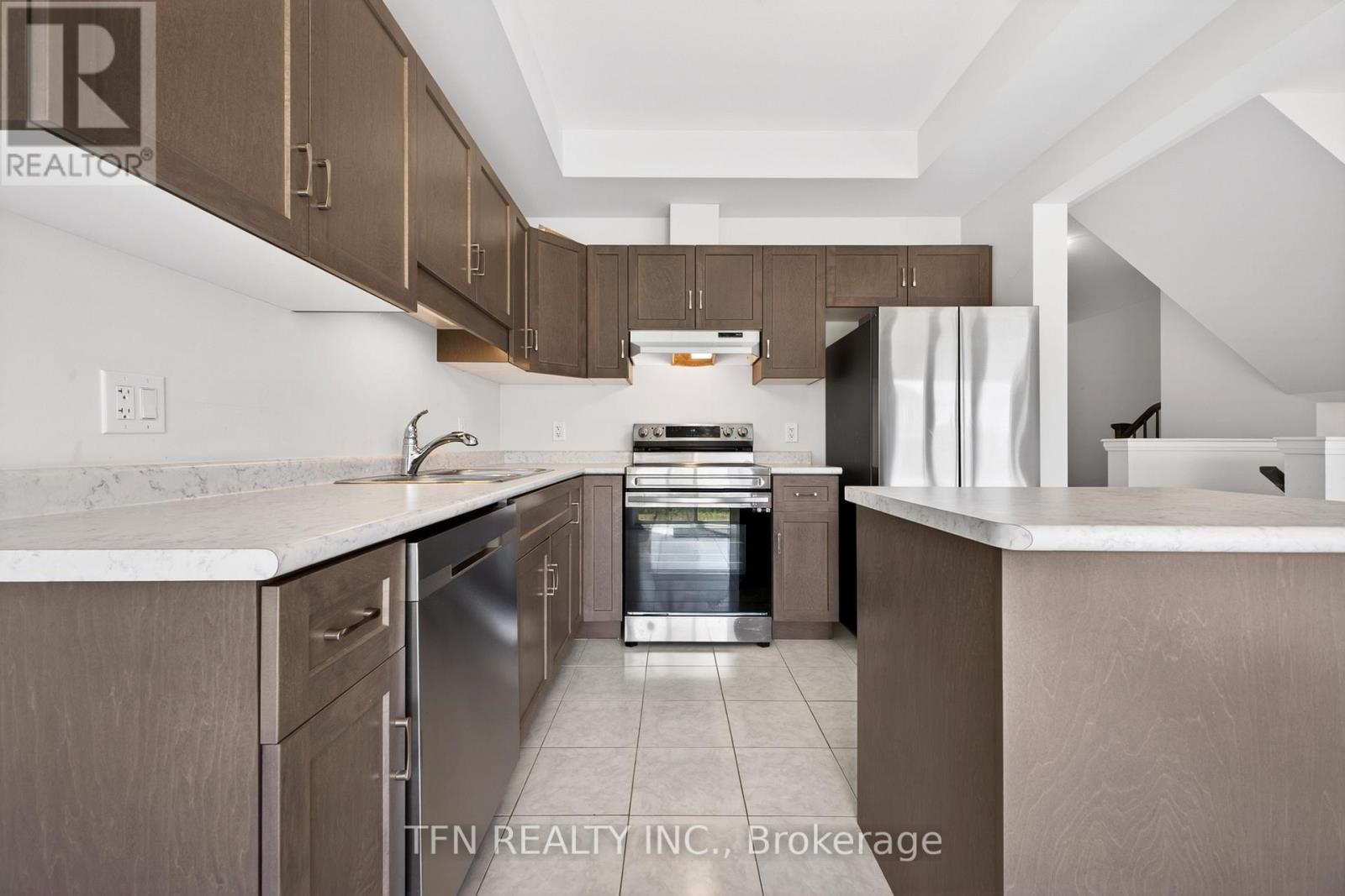 245 BUR OAK DRIVE - 22