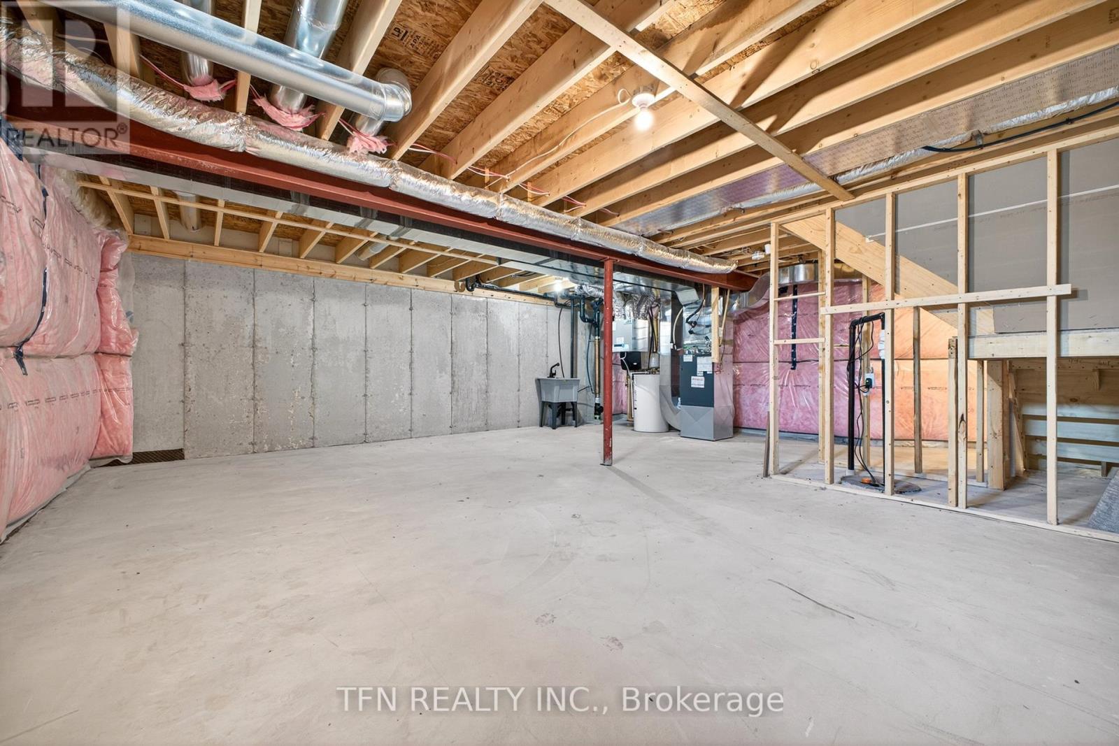 245 BUR OAK DRIVE - 43
