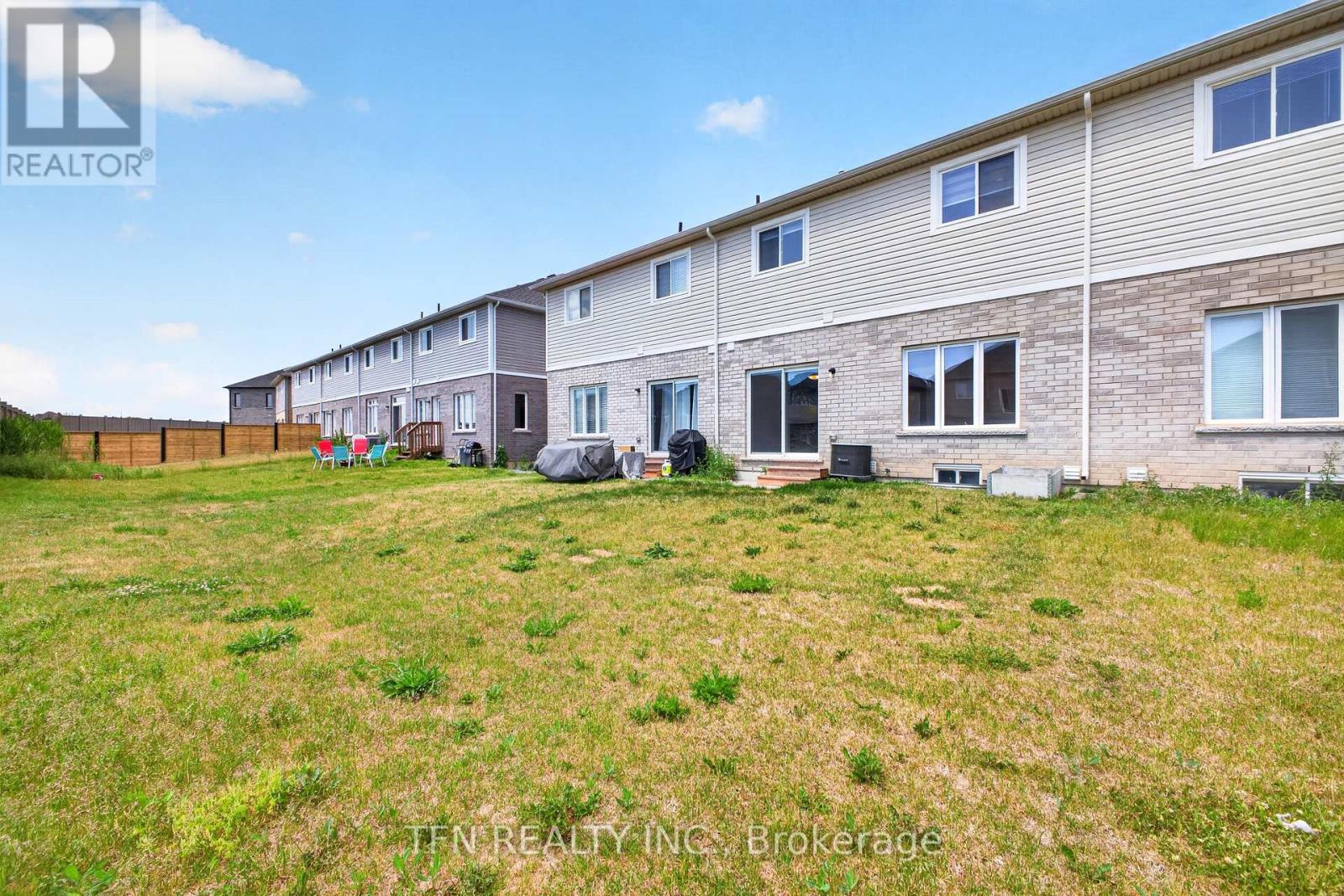 245 BUR OAK DRIVE - 7