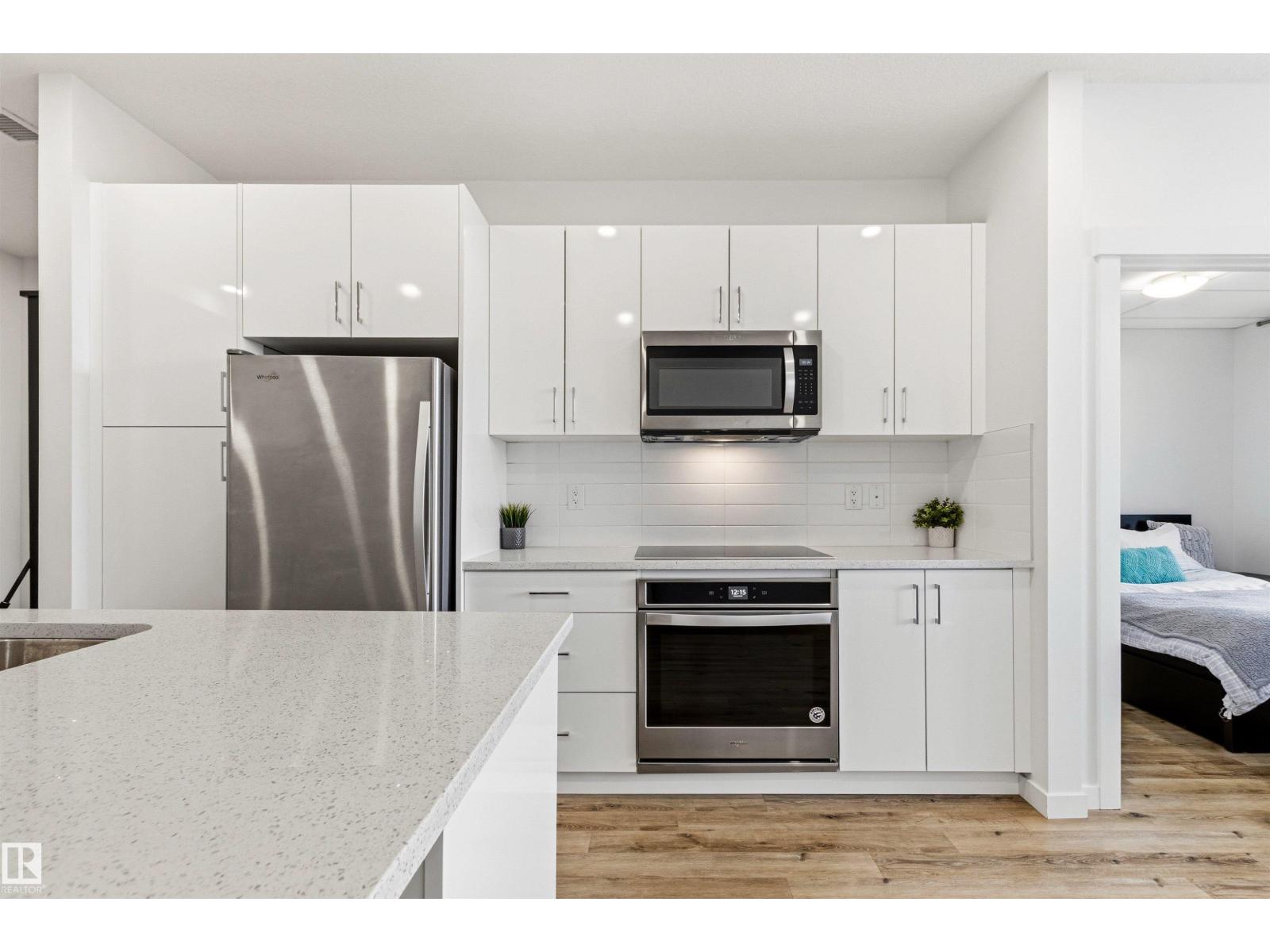 #413 11503 76 AV NW - 10