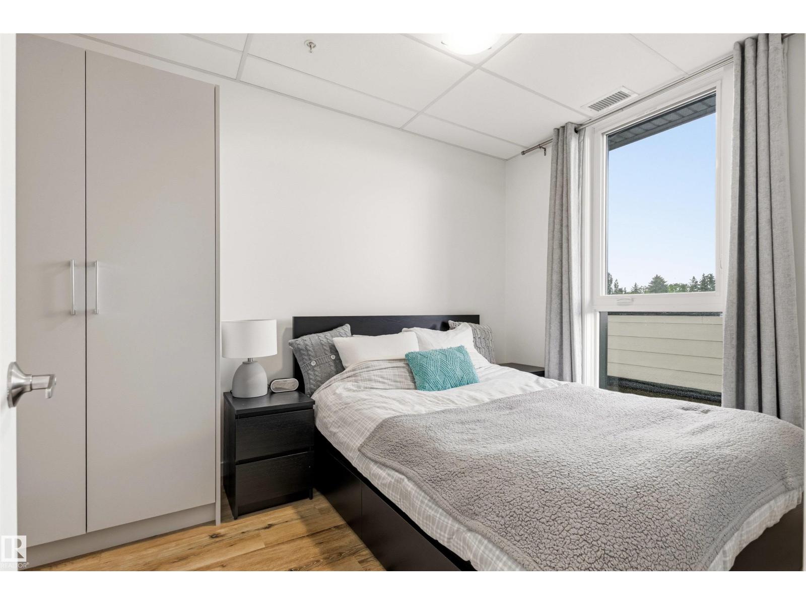 #413 11503 76 AV NW - 16