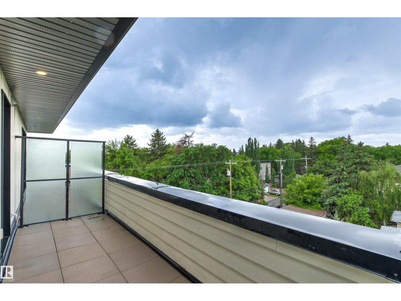 #413 11503 76 AV NW - 30