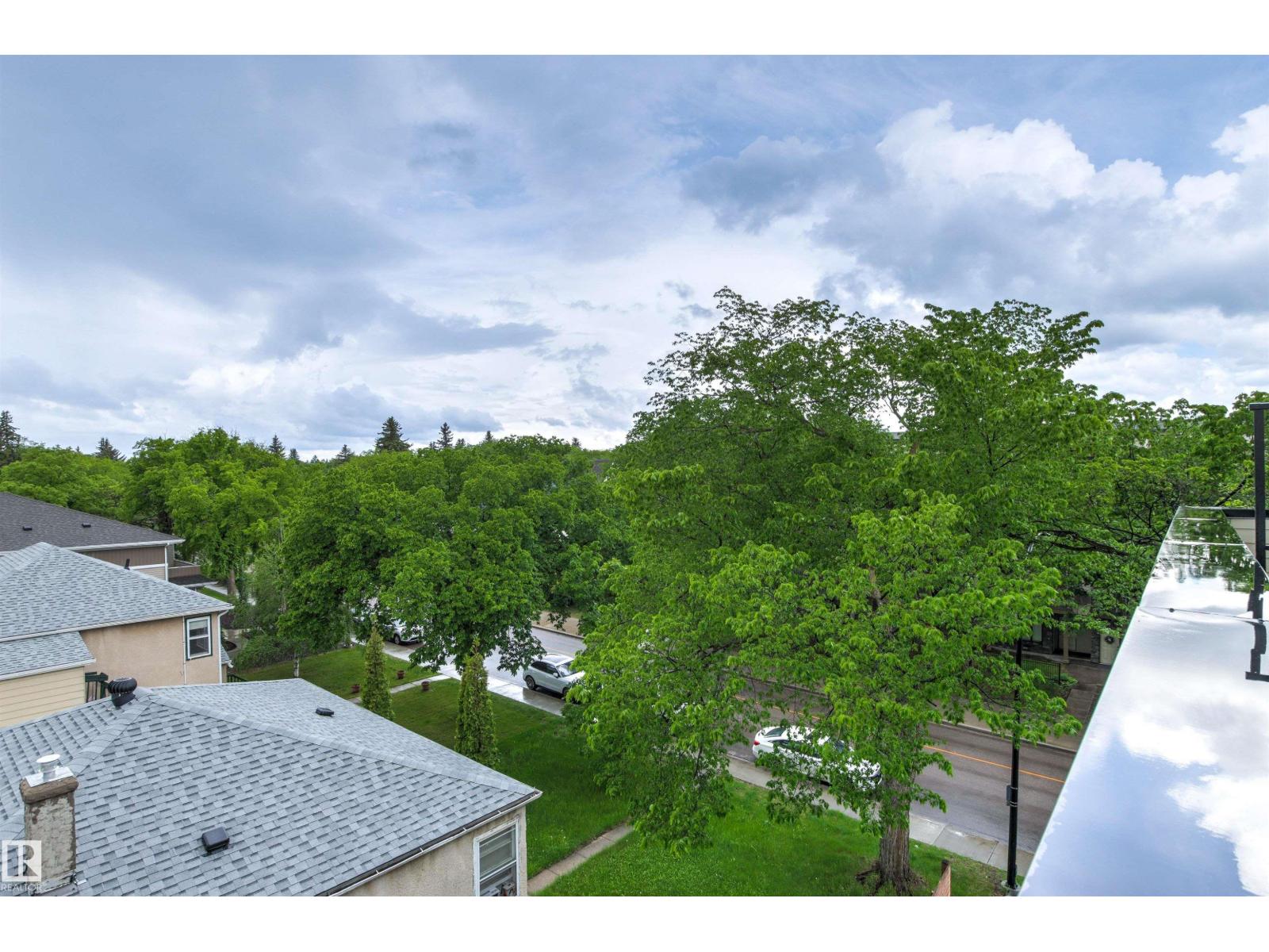#413 11503 76 AV NW - 32