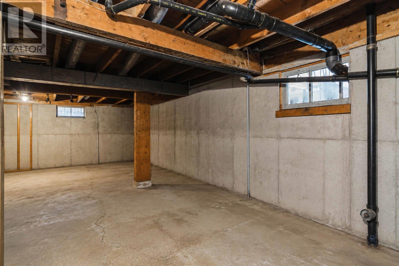 Property 22 of 46 of 293 Holland Road