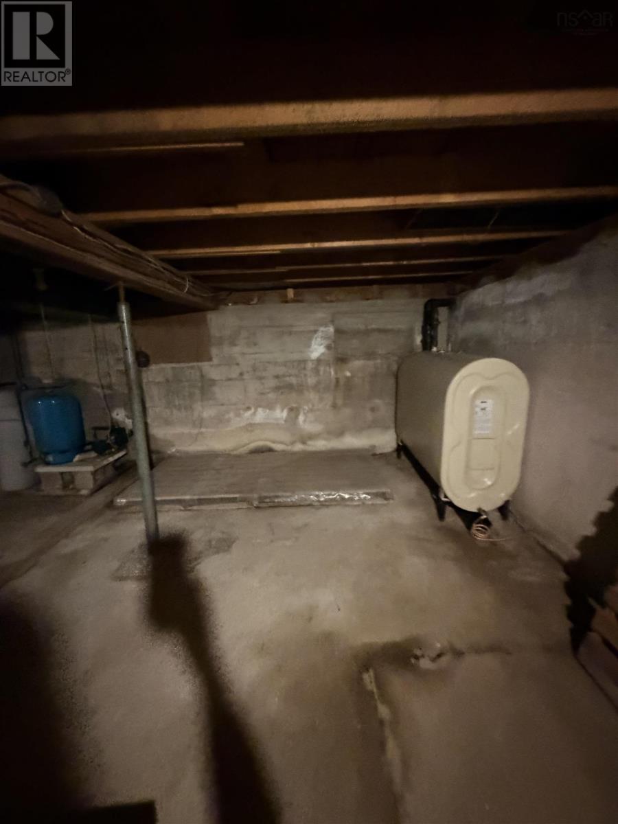 Property 34 of 46 of 293 Holland Road