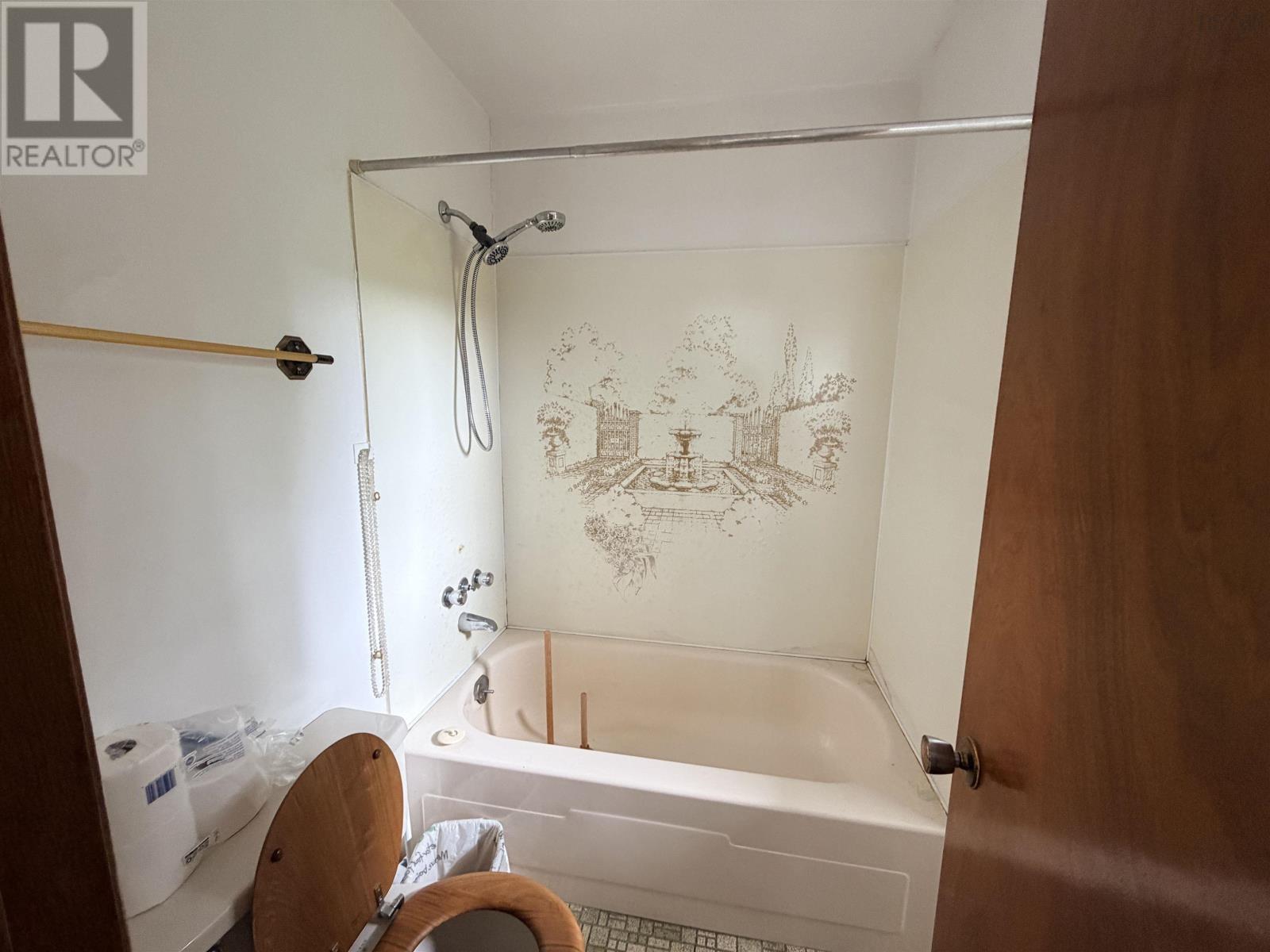 Property 42 of 46 of 293 Holland Road