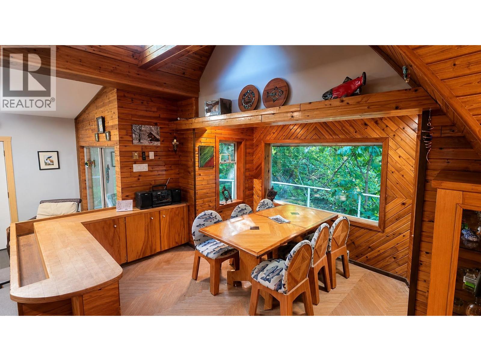 593 BEACH ROAD - 15