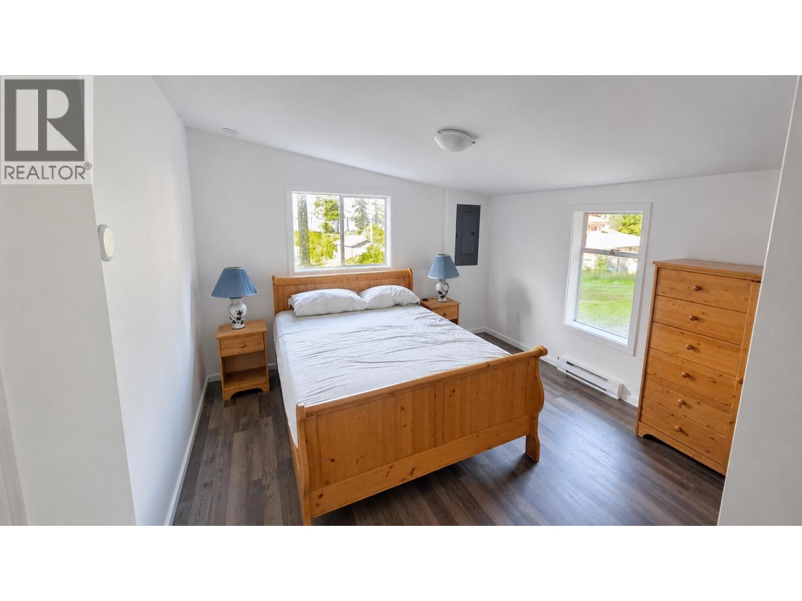 593 BEACH ROAD - 36