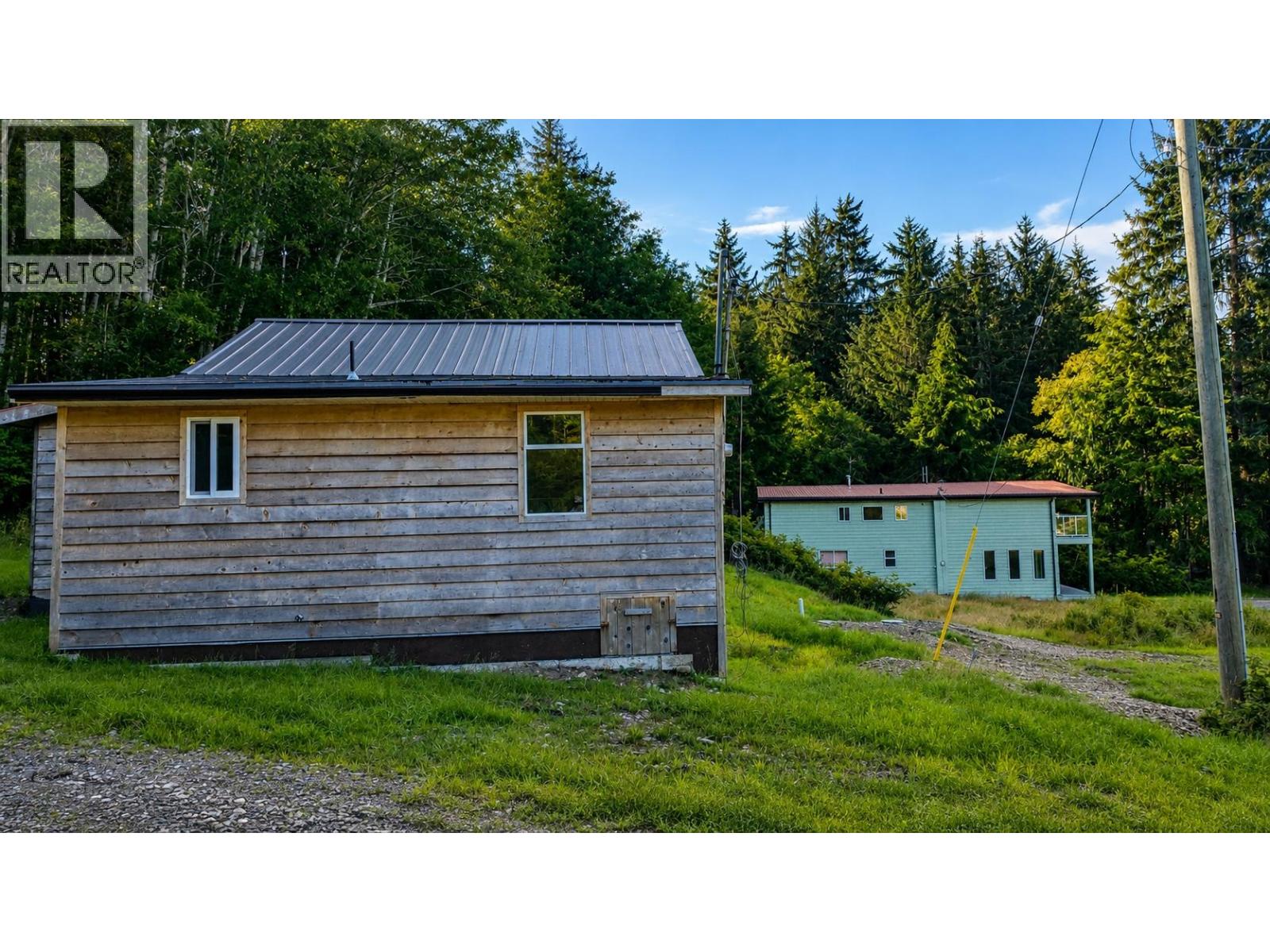 593 BEACH ROAD - 32