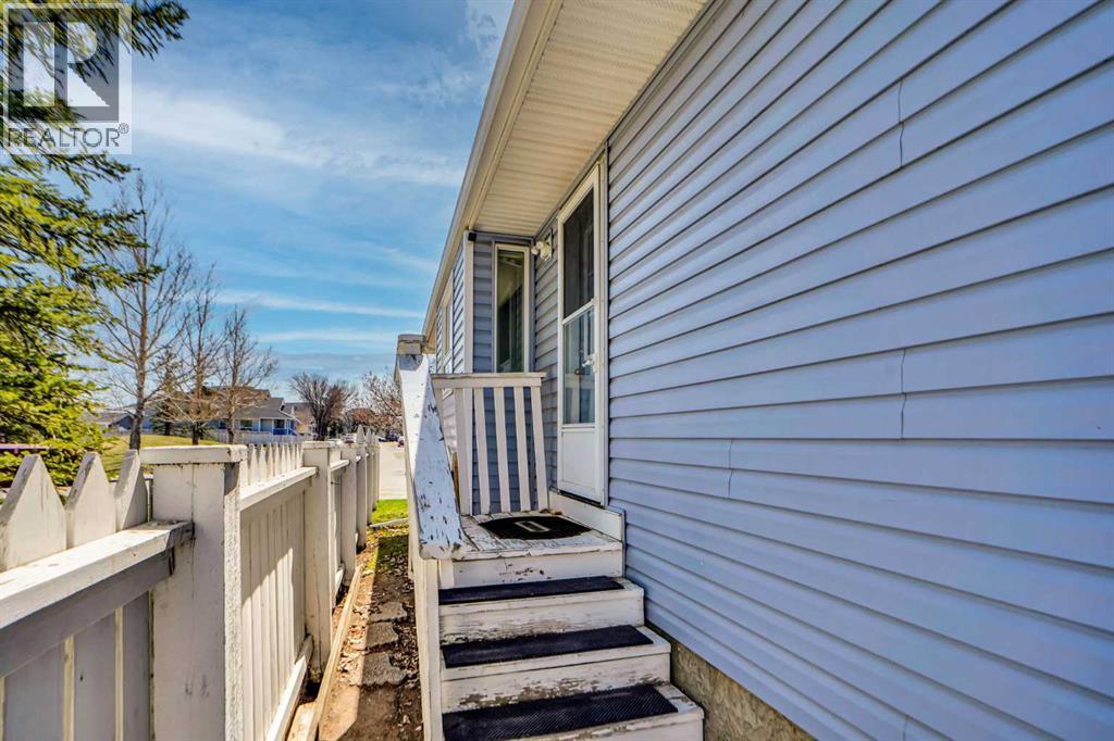 90 Martinridge Crescent NE - 49