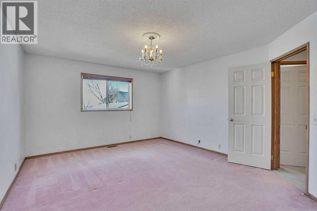 90 Martinridge Crescent NE - 18