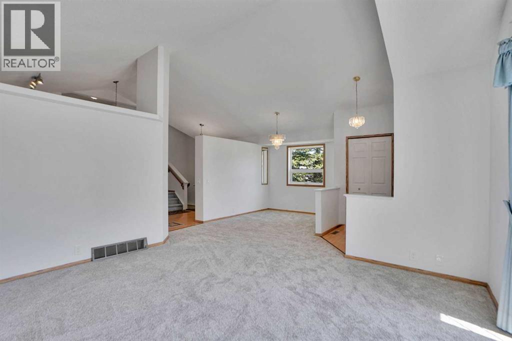 90 Martinridge Crescent NE - 11