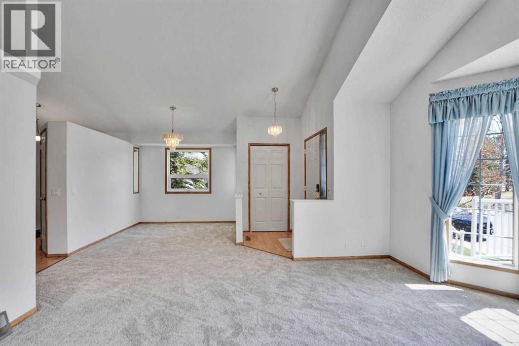 90 Martinridge Crescent NE - 12