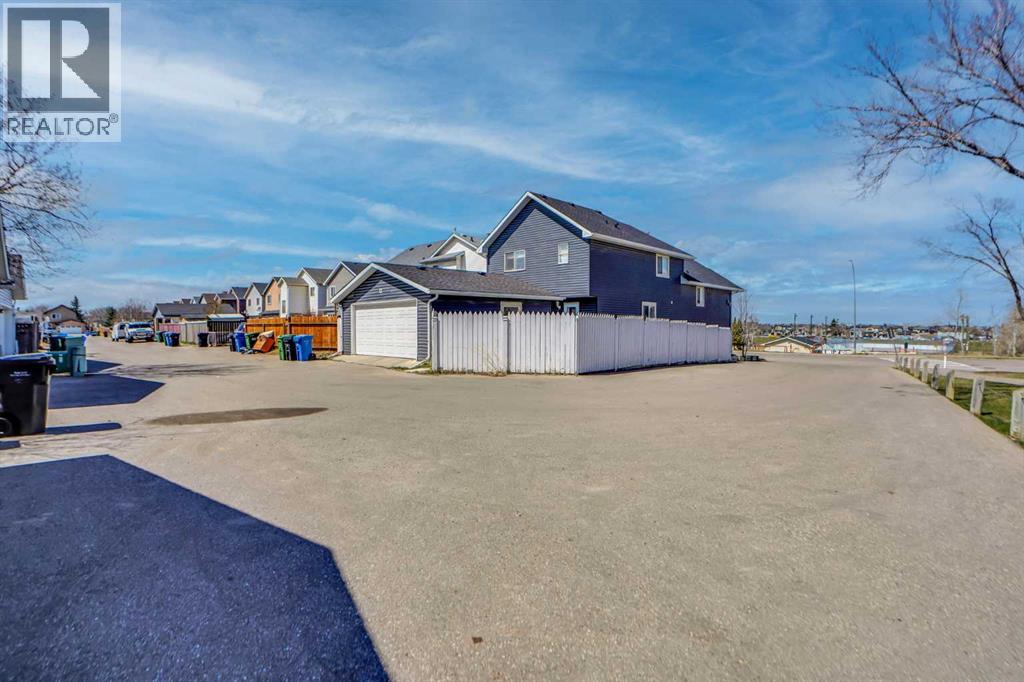 90 Martinridge Crescent NE - 42
