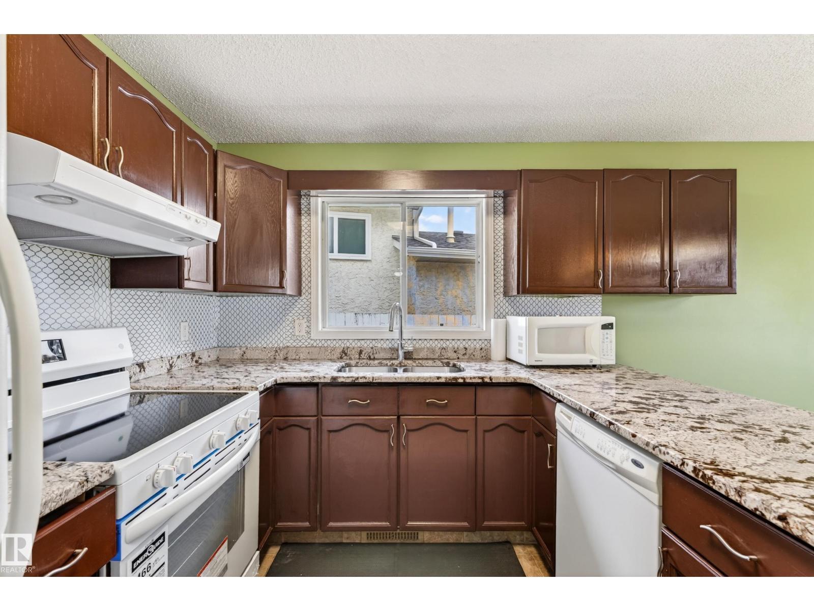 18351 77 AV NW - 22