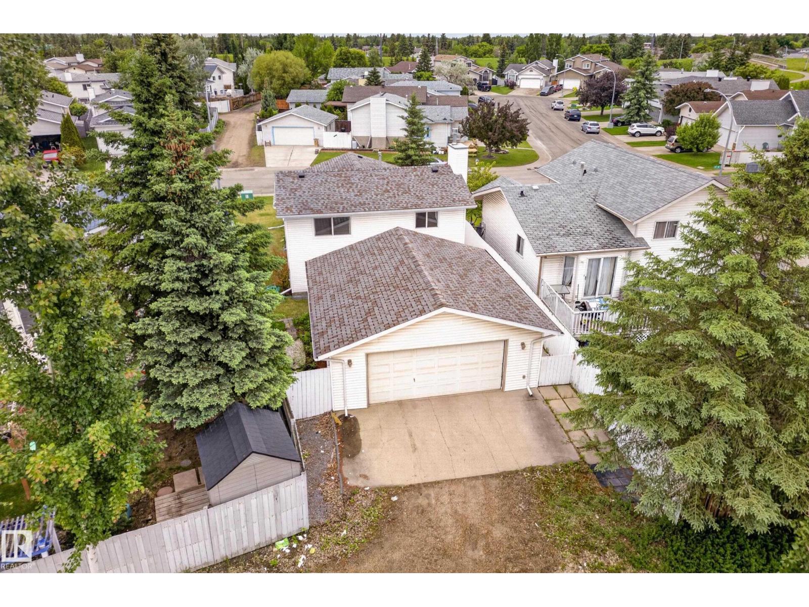 18351 77 AV NW - 5