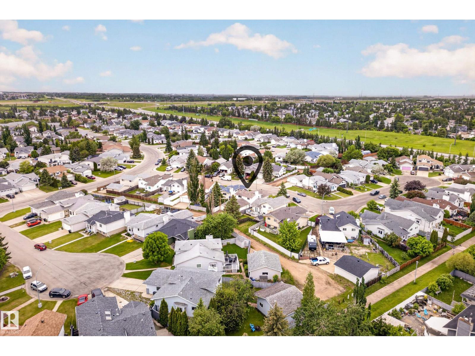 18351 77 AV NW - 7