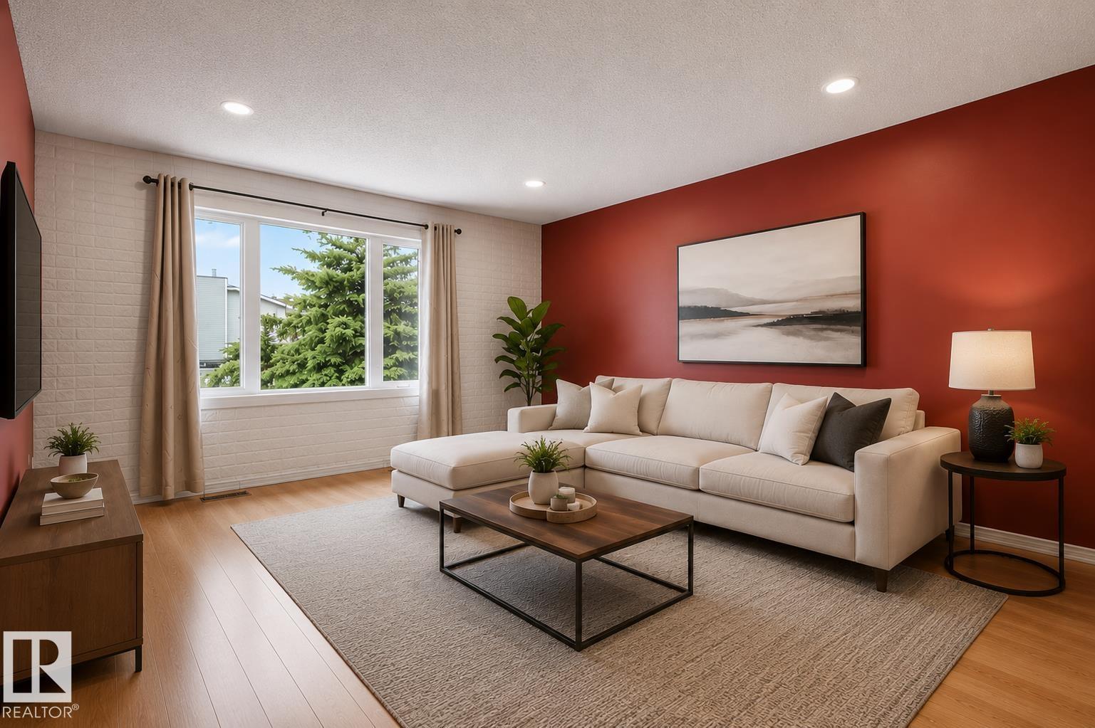 18351 77 AV NW - 9