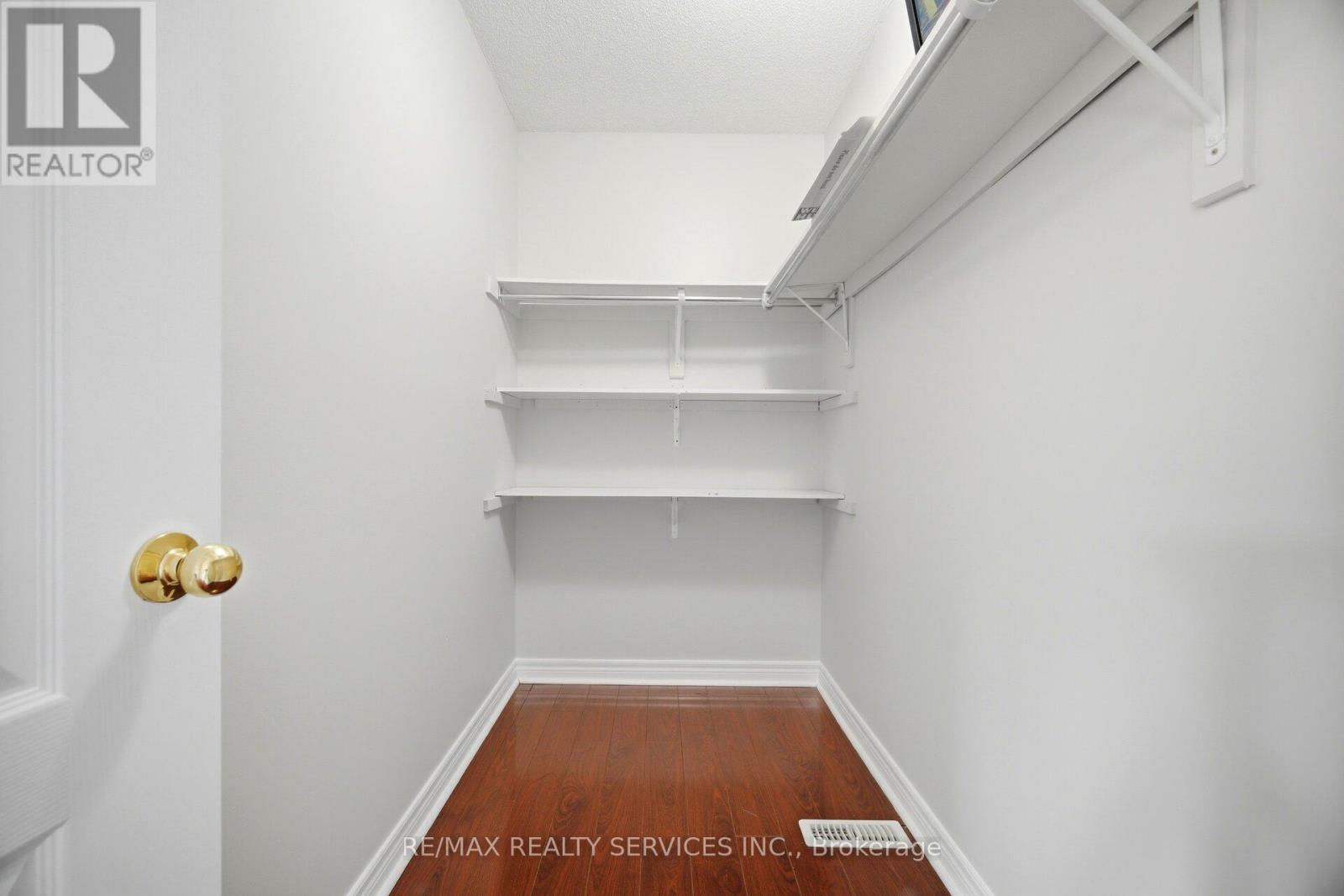 16 LAGROTTO ROAD - 28