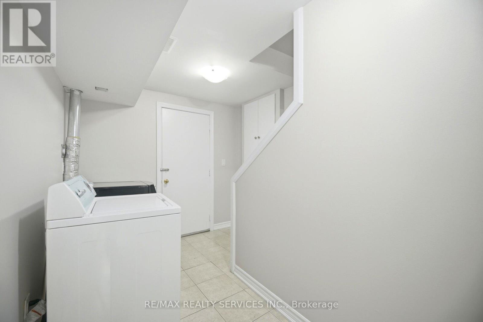 16 LAGROTTO ROAD - 35