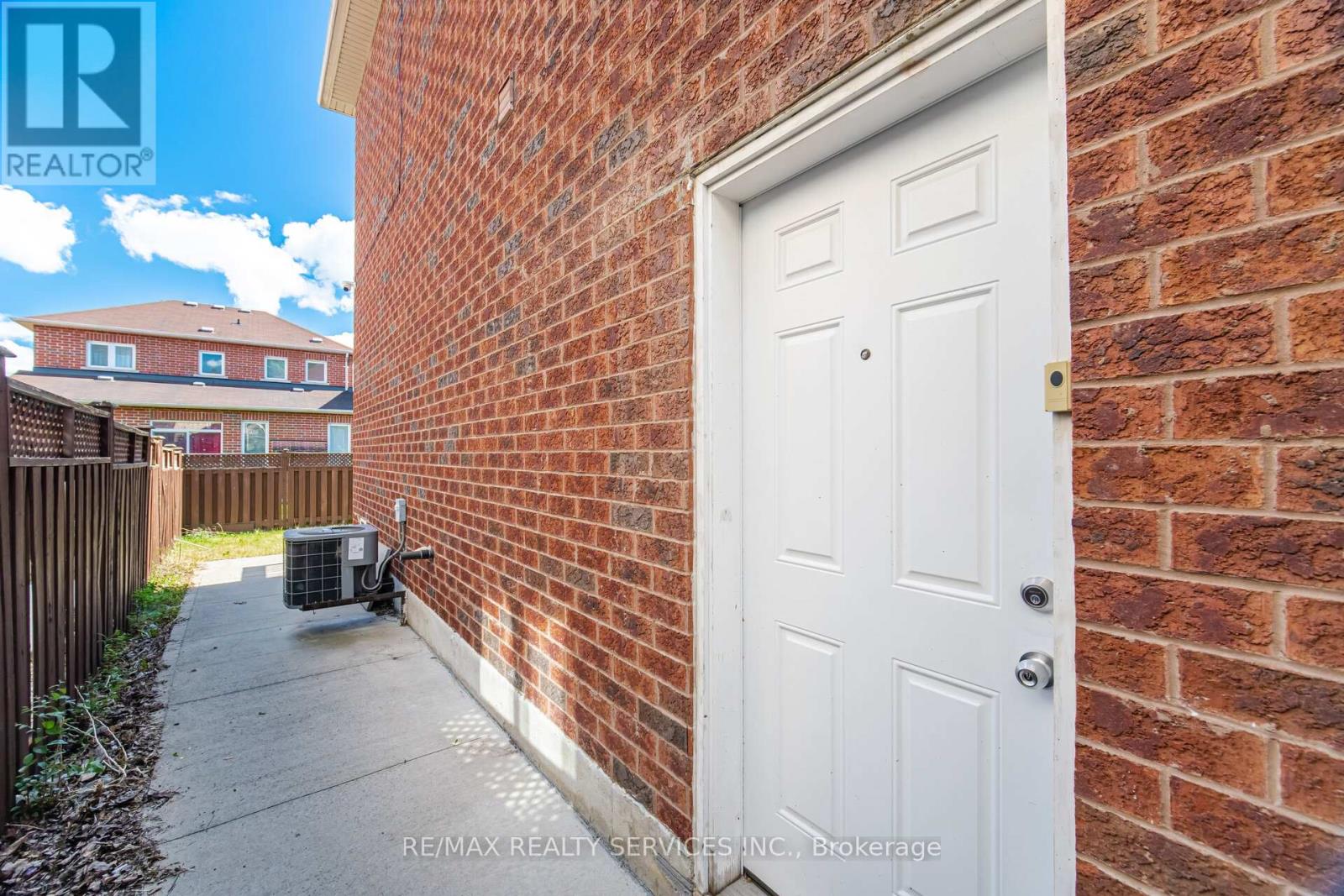 16 LAGROTTO ROAD - 42