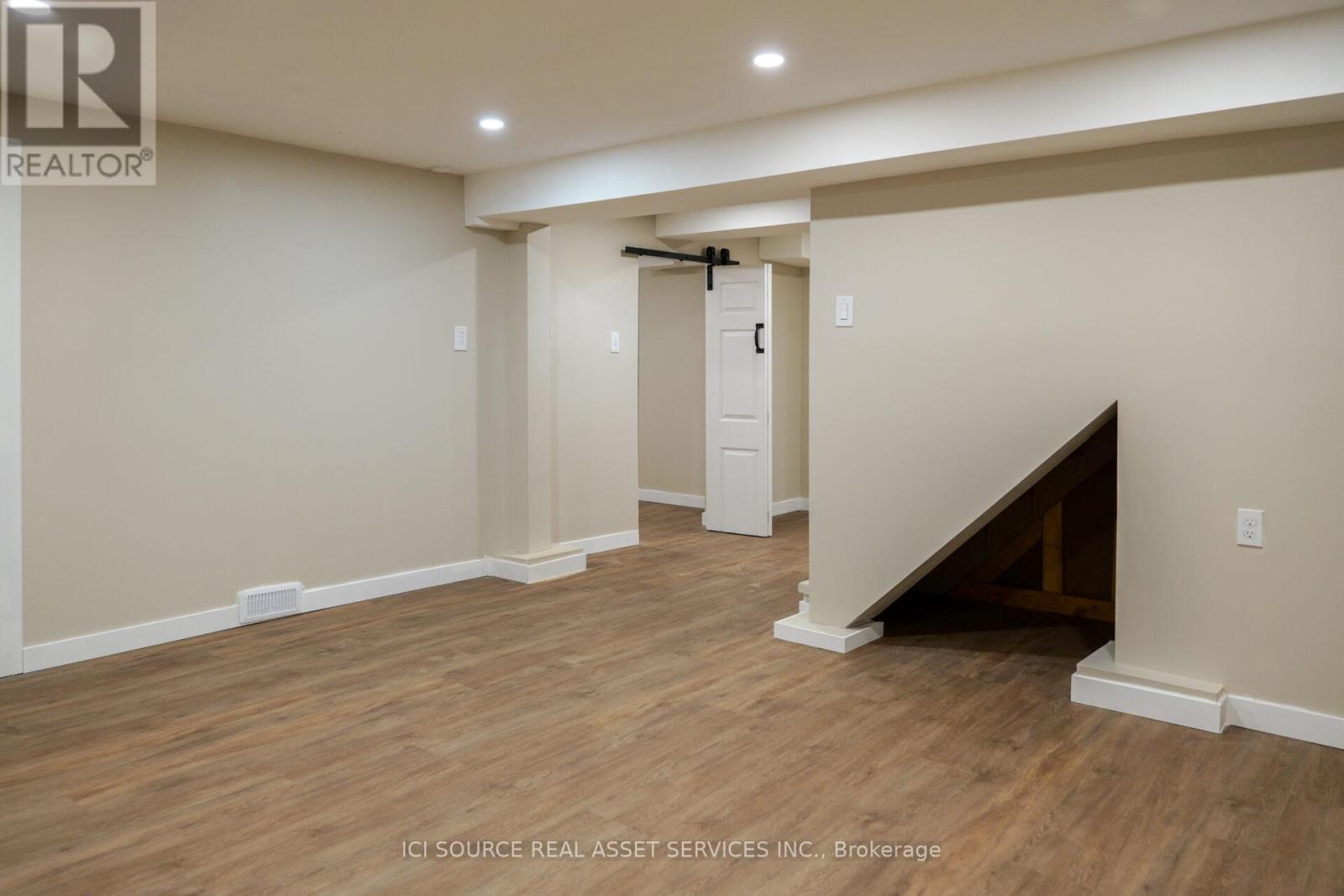 318 CECELIA STREET - 28