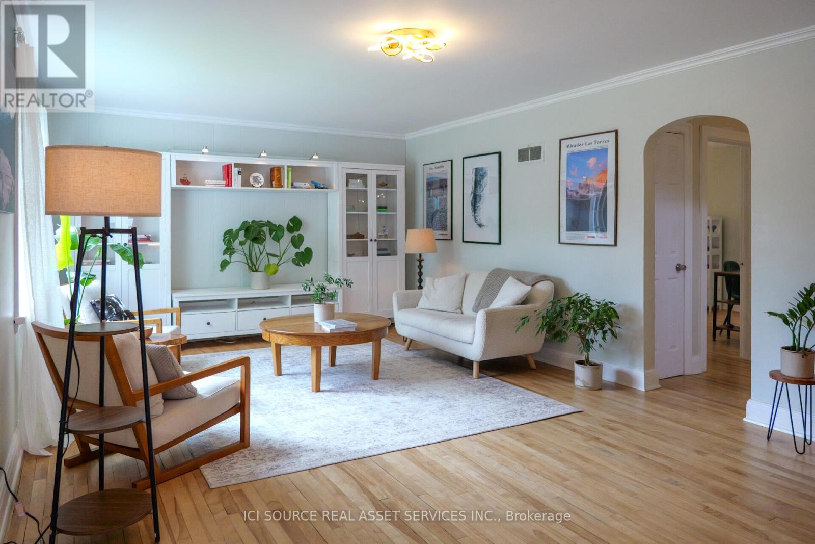 318 CECELIA STREET - 3
