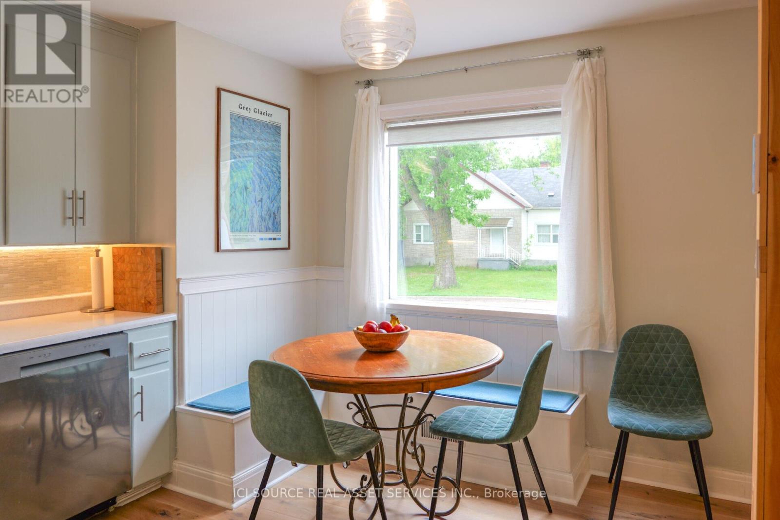 318 CECELIA STREET - 8