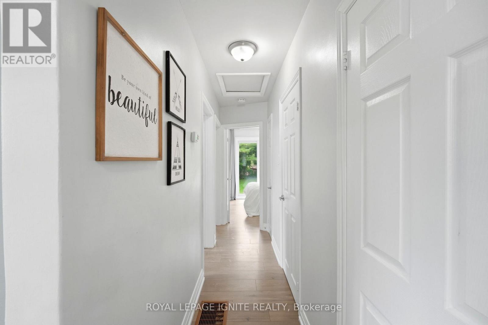89 DARLINGSIDE DRIVE - 13