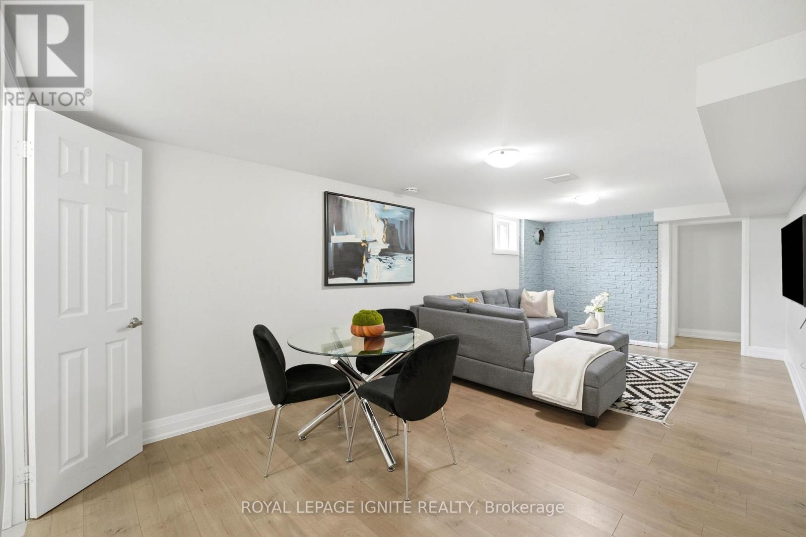 89 DARLINGSIDE DRIVE - 22