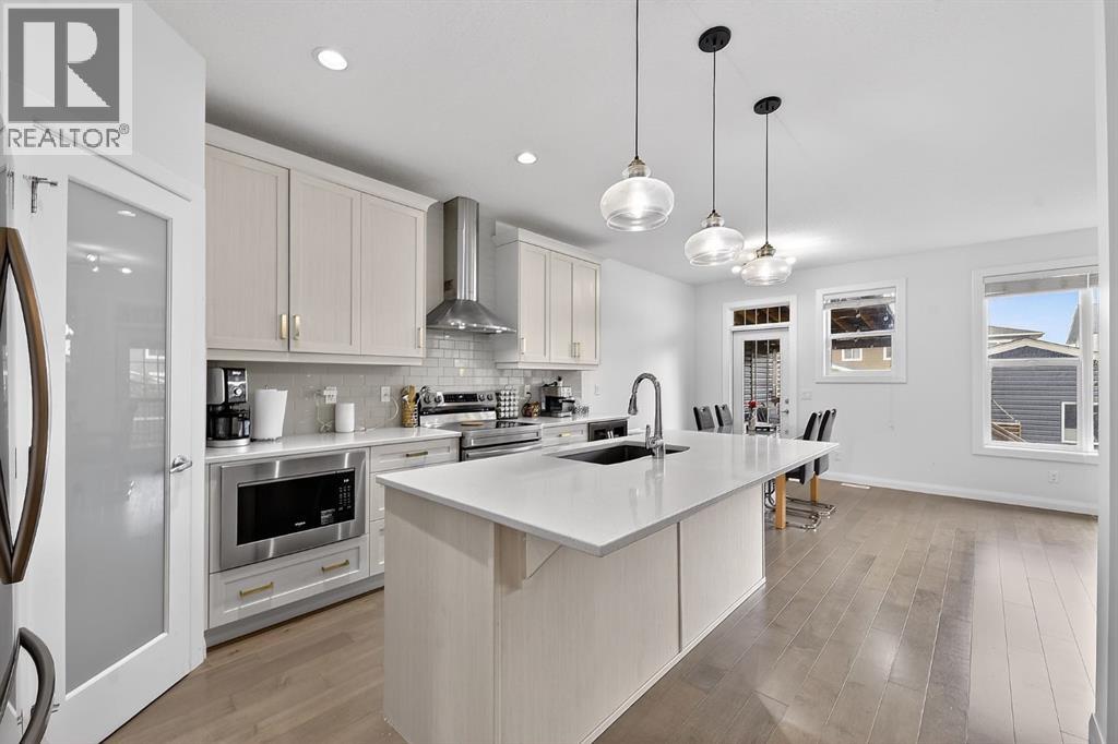 117 Ravenstern Crescent SE - photo 5
