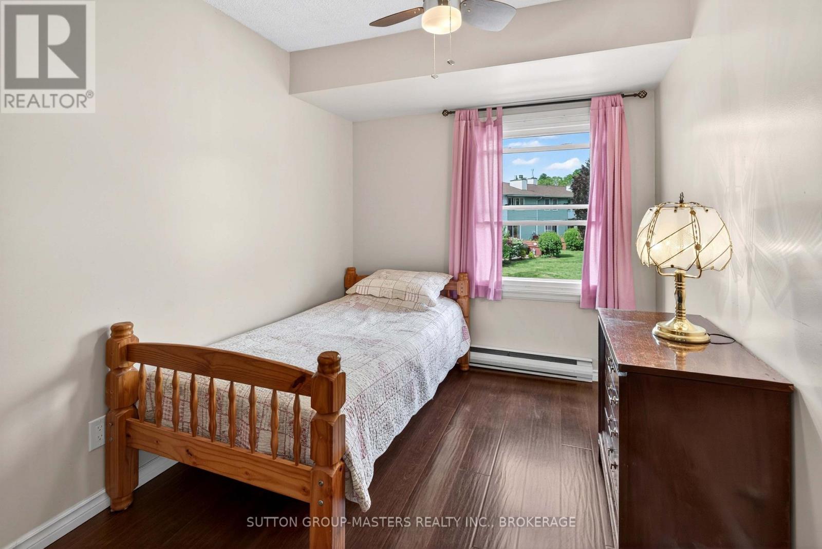 #78 115 WRIGHT CRESCENT - 17