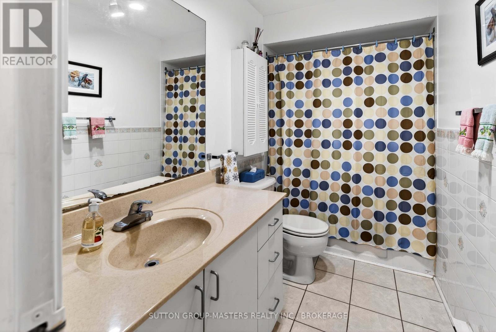 #78 115 WRIGHT CRESCENT - 27