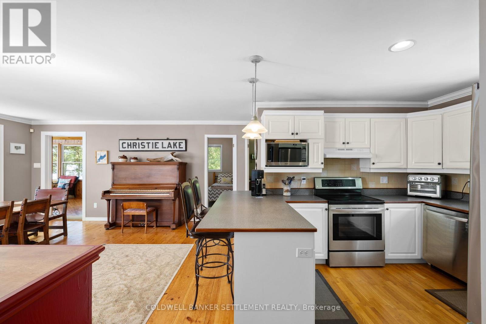 642 CHRISTIE LAKE LANE 32C LANE - 25