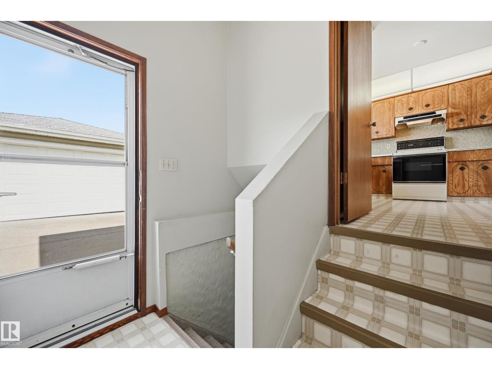 14912 114 ST NW — photo 12