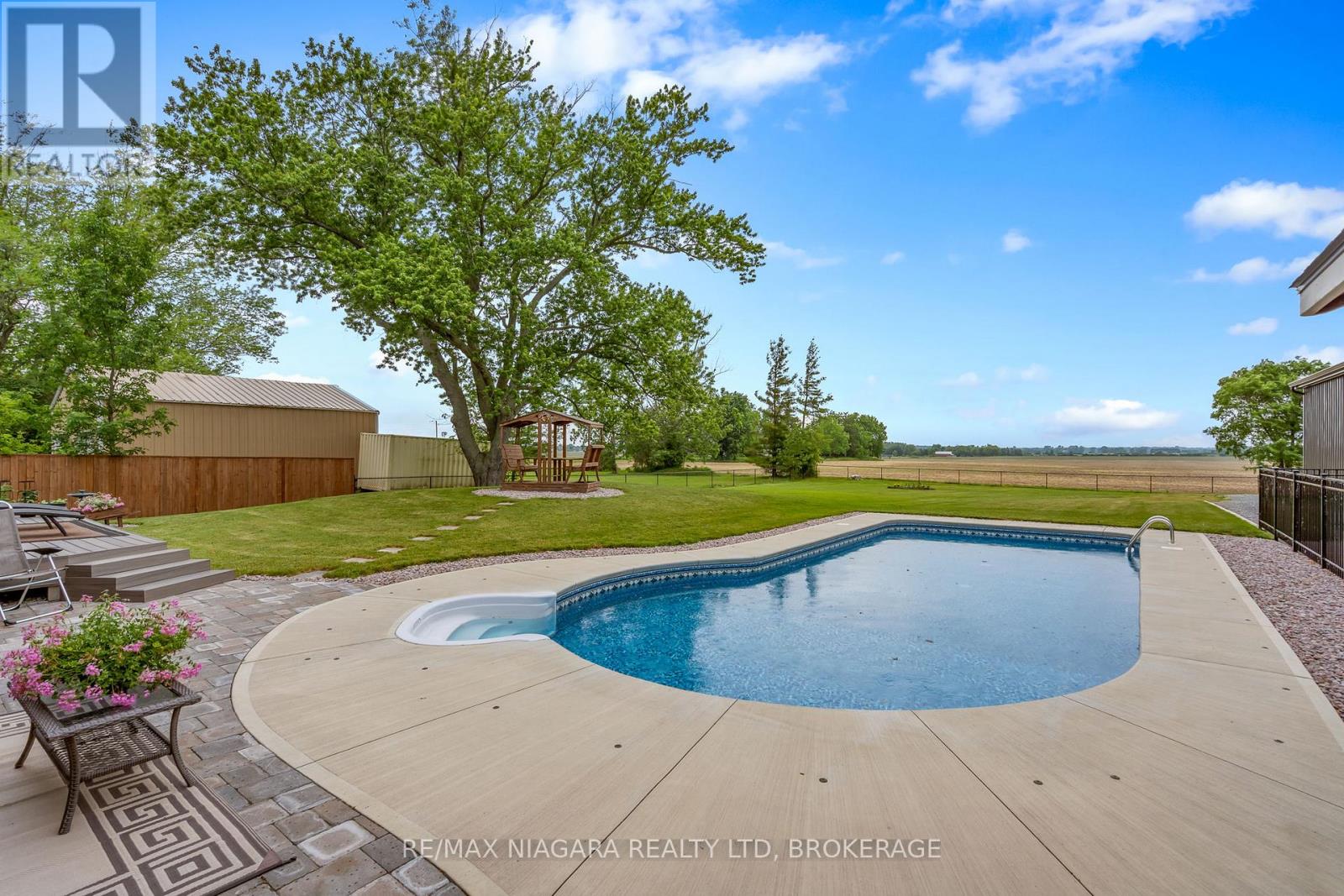 11558 HWY 3 - Image 25