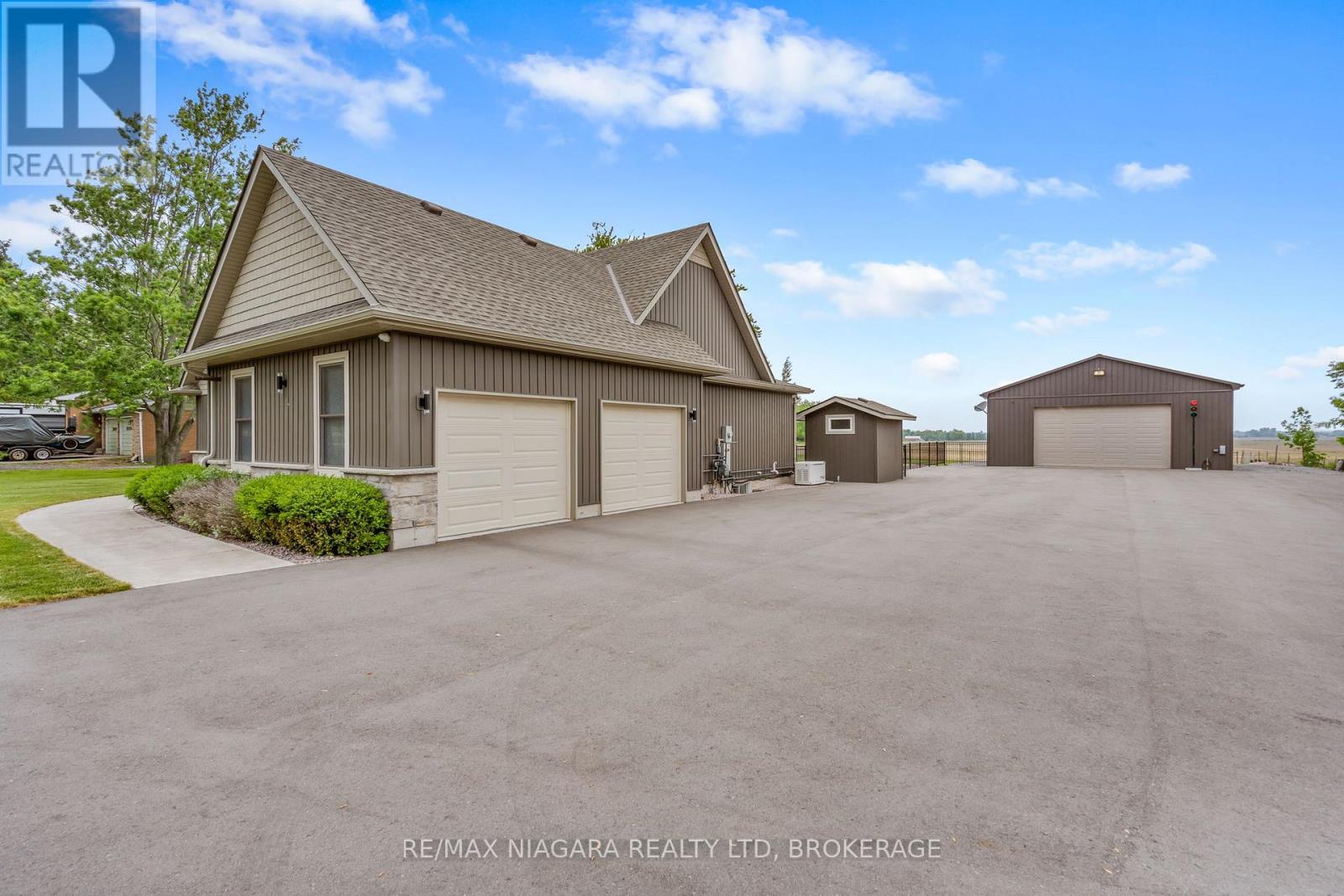 11558 HWY 3 - 28