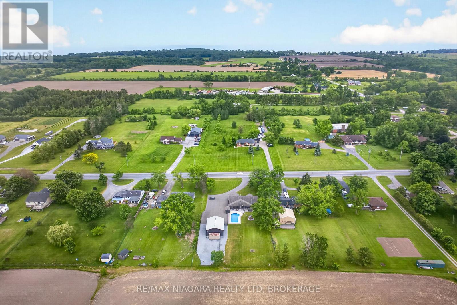 11558 HWY 3 - Image 36