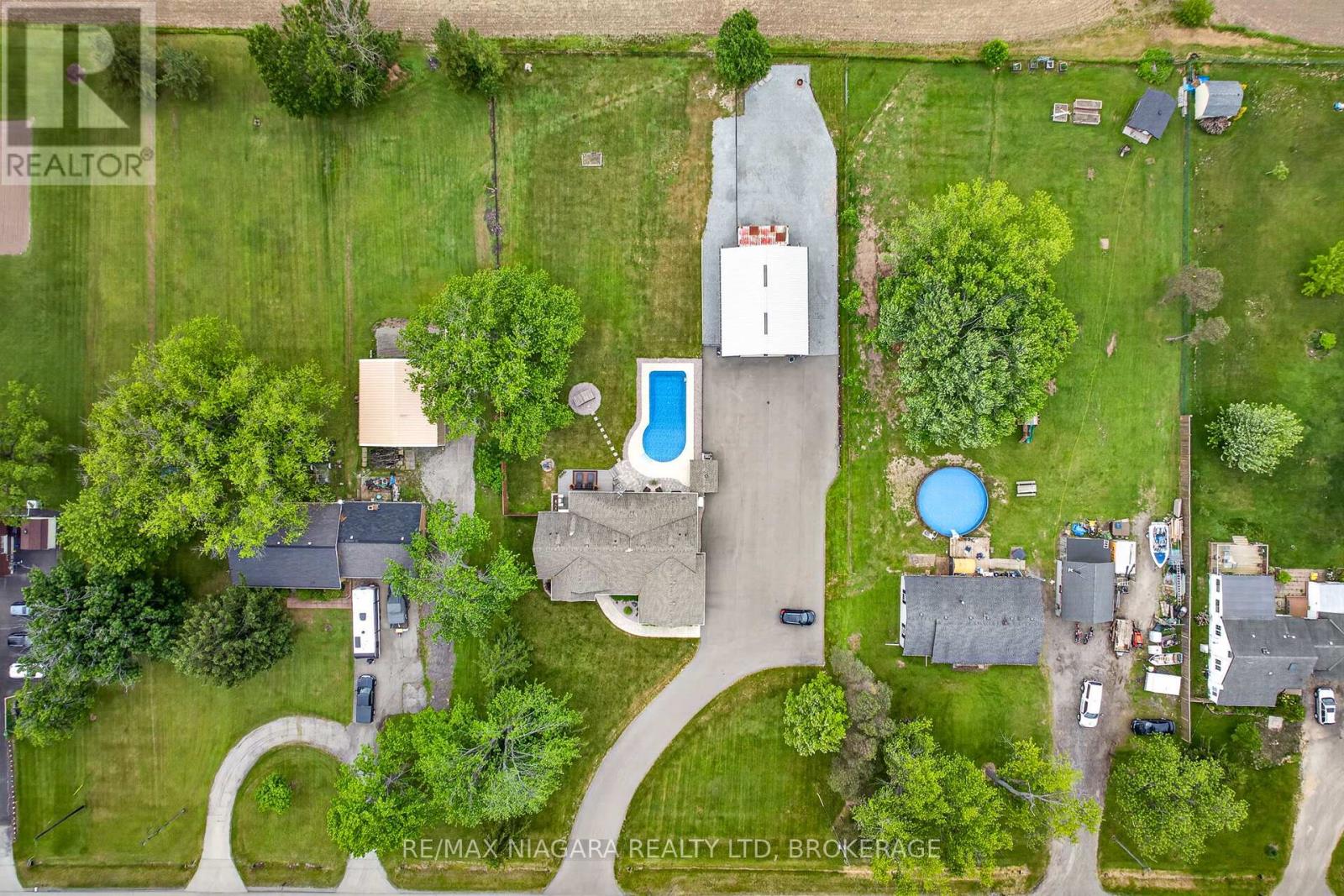 11558 HWY 3 - Image 37
