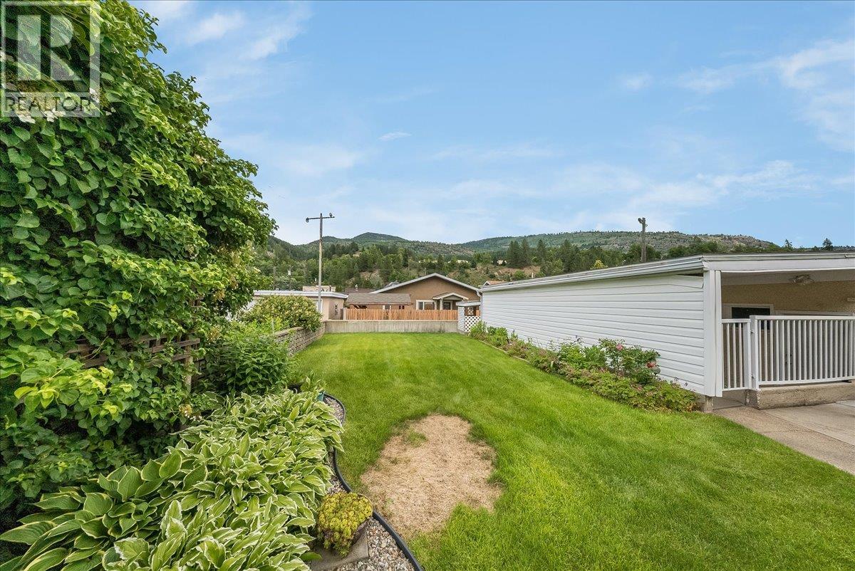 1817 Fourth Avenue, Trail