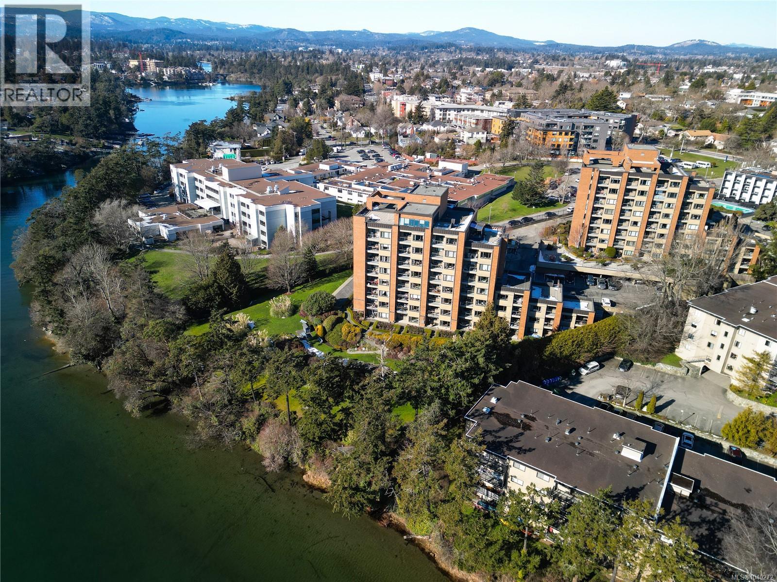306 103 Gorge Rd E, Victoria