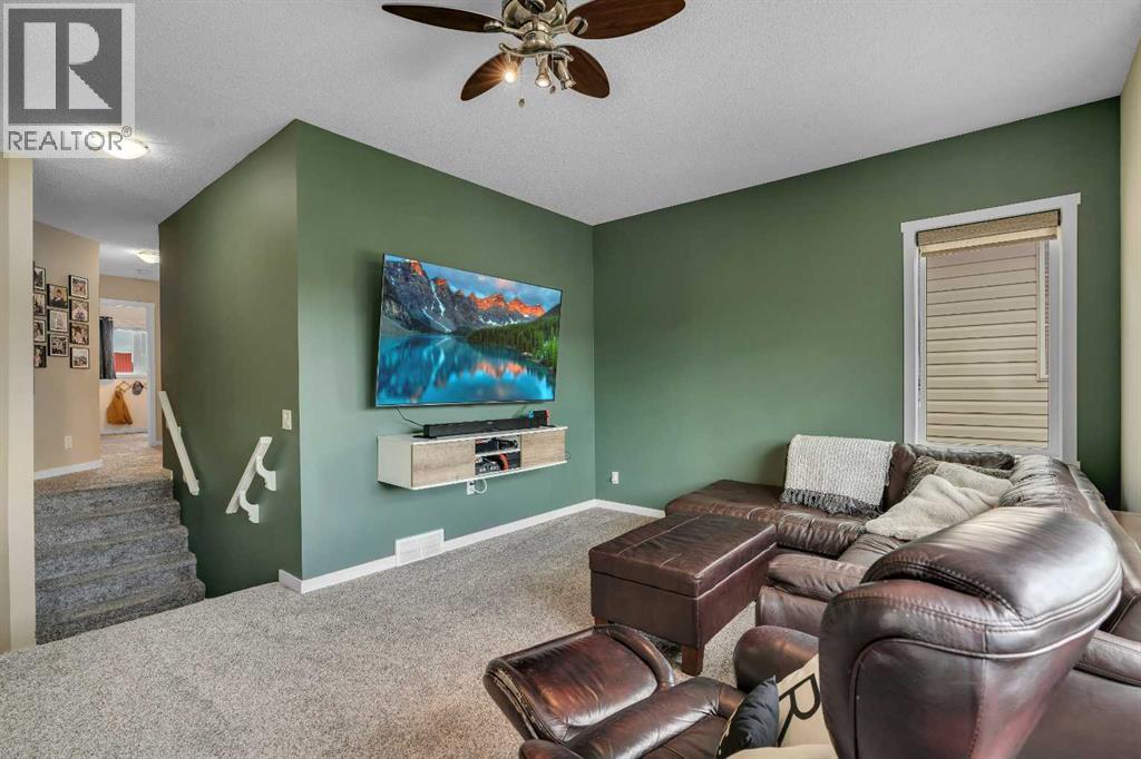 28 Cranwell Crescent SE - 21