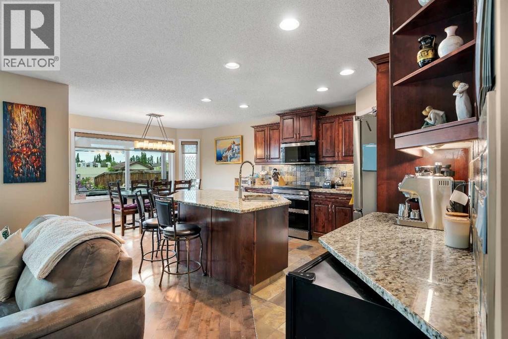 28 Cranwell Crescent SE - 12