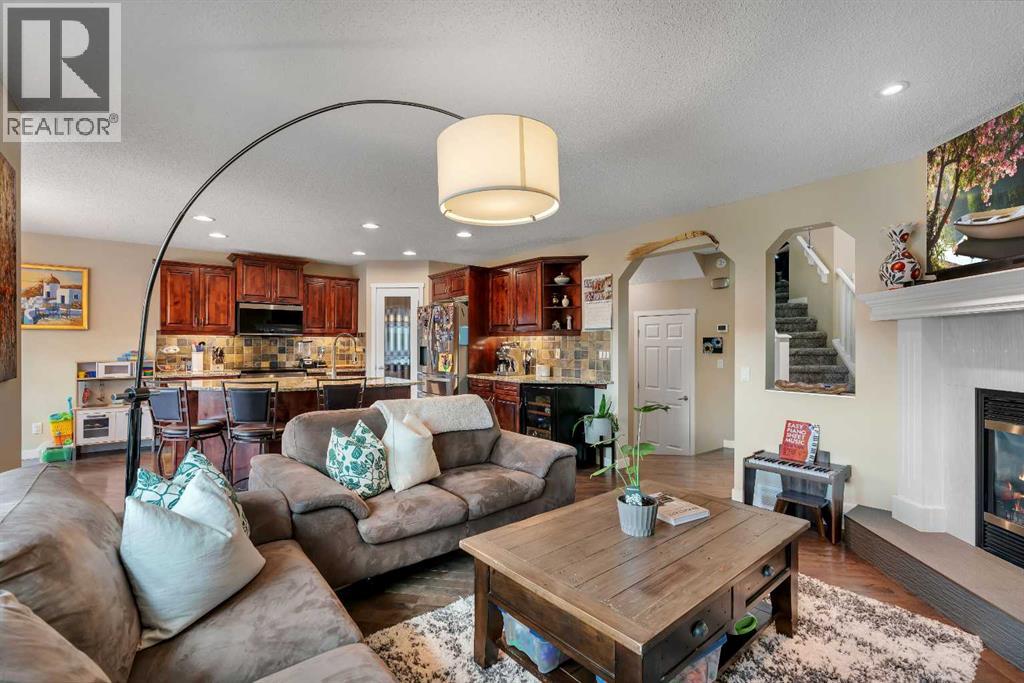28 Cranwell Crescent SE - 9