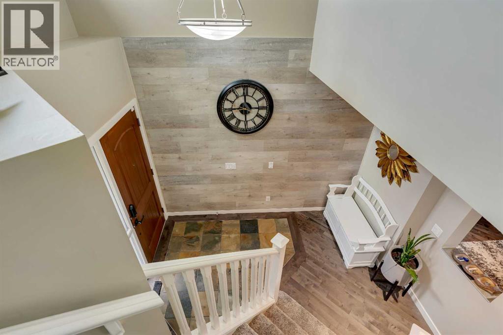 28 Cranwell Crescent SE - 20