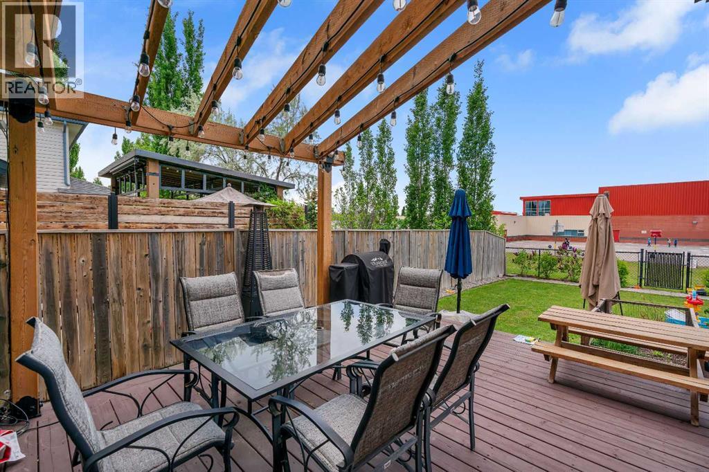28 Cranwell Crescent SE - 44