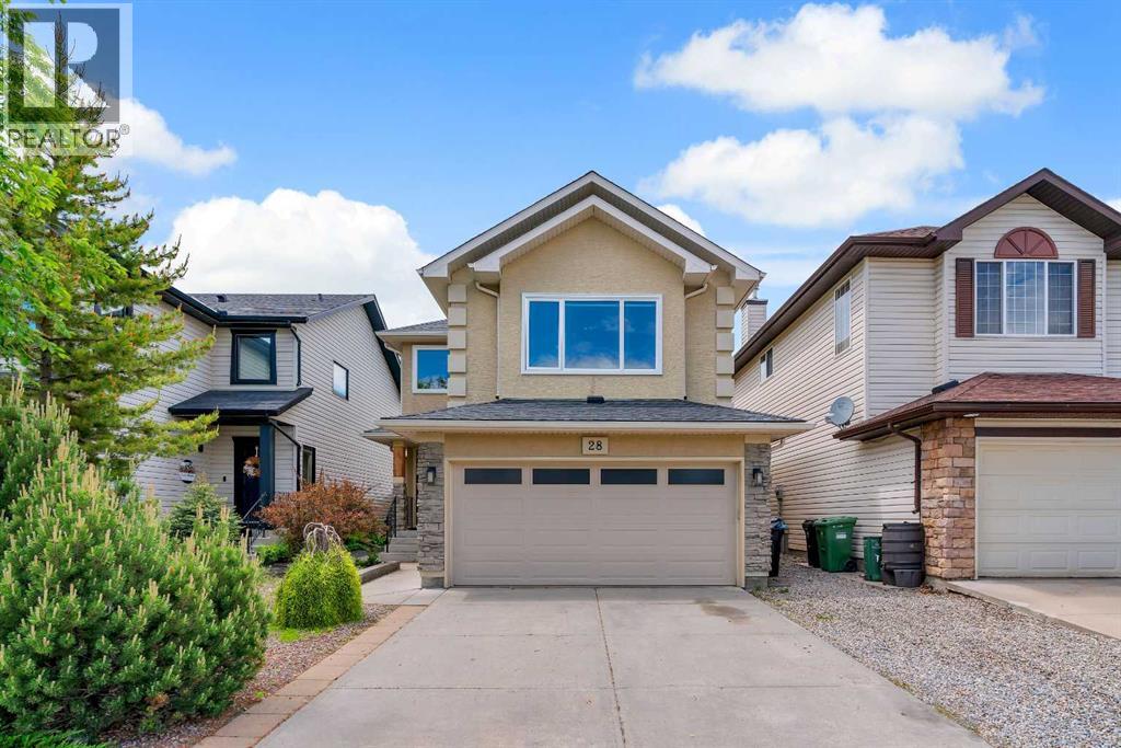 28 Cranwell Crescent SE - 1