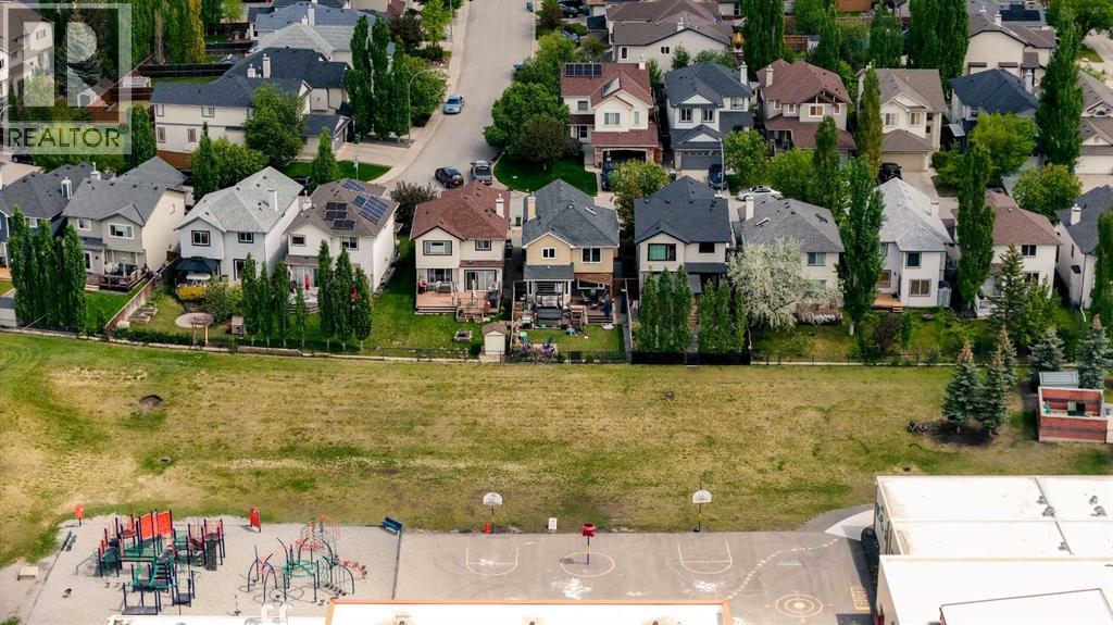 28 Cranwell Crescent SE - 49