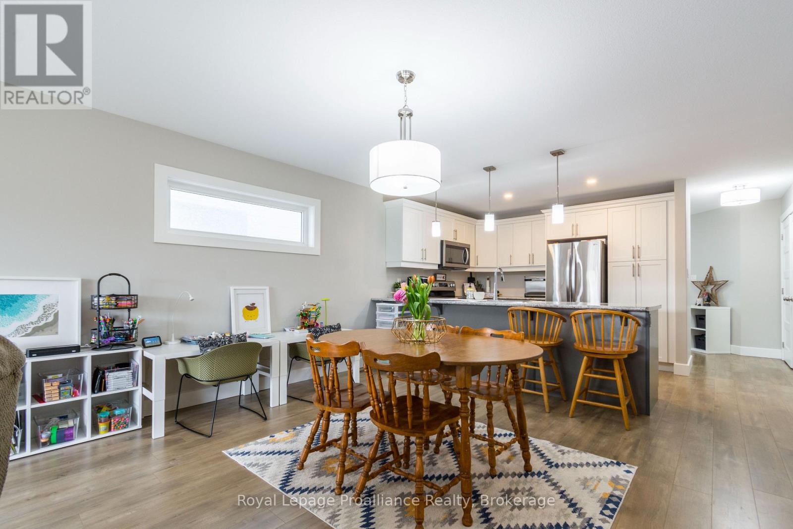 92 MEAGAN LANE - 10